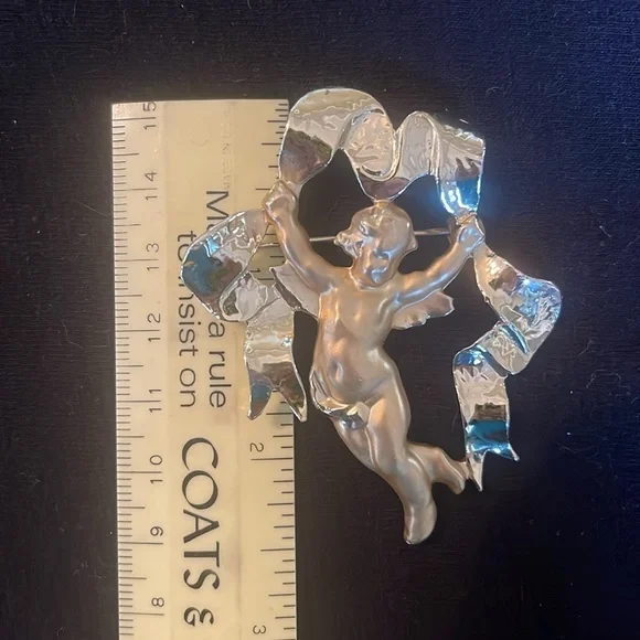 ANGEL with Ribbon Holiday Brooch Gold - Picture 2 of 7